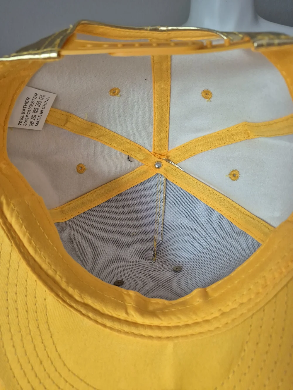 Men's Metallic Gold Rhinestone Dollar-Sign Snapback Hat